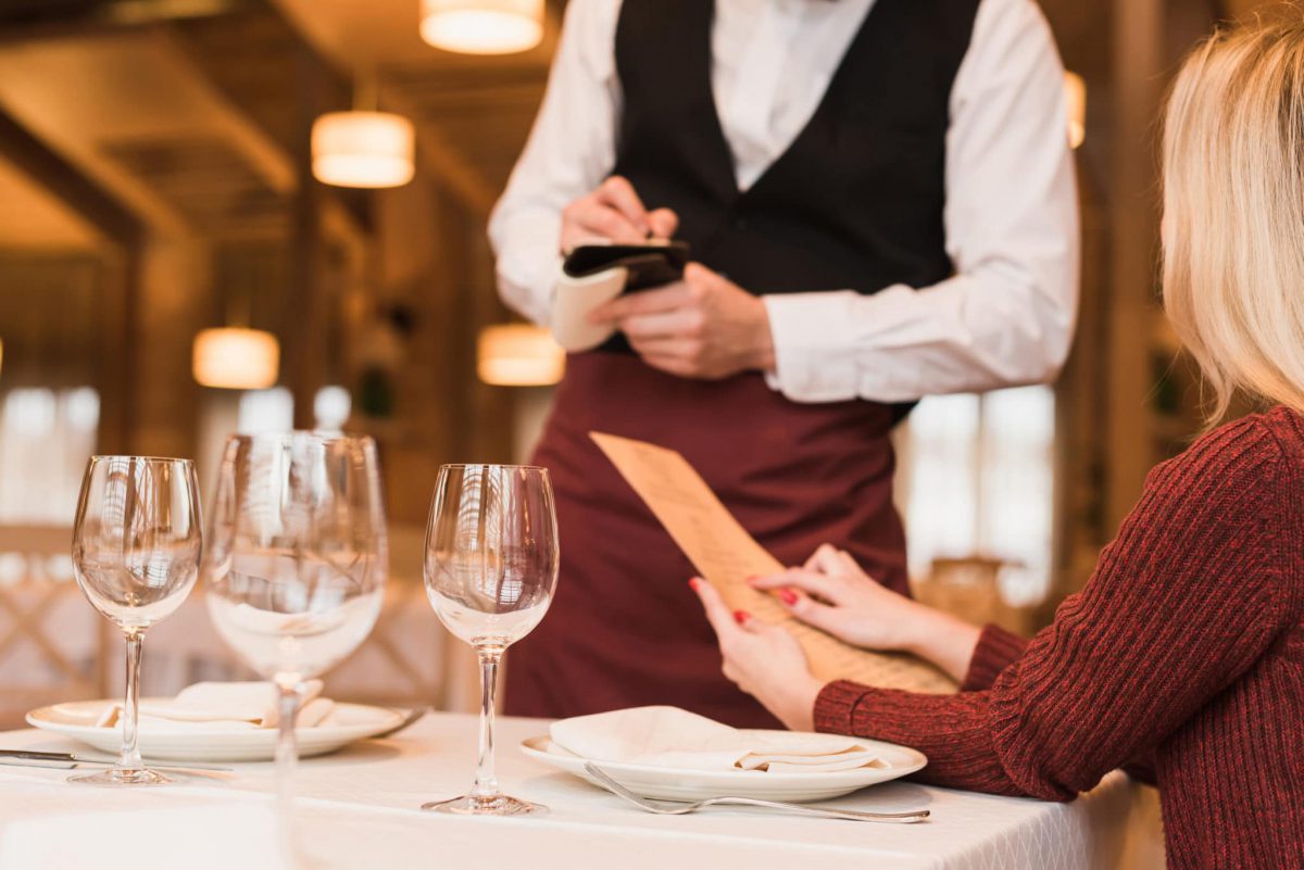 Conheça as práticas para funcionamento de restaurantes, bares e padarias em Juiz de Fora